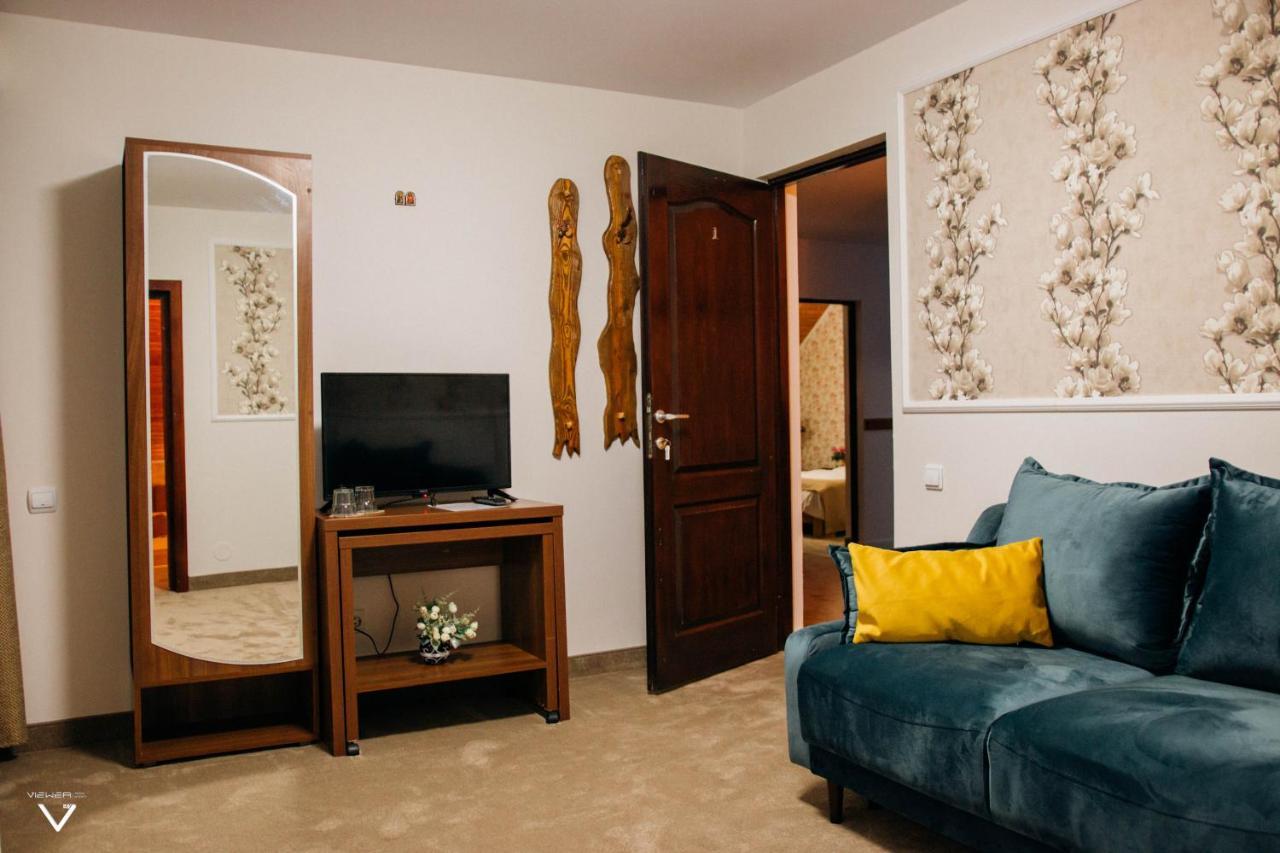 Casa Carmen Hotel Дорна Арини Екстериор снимка