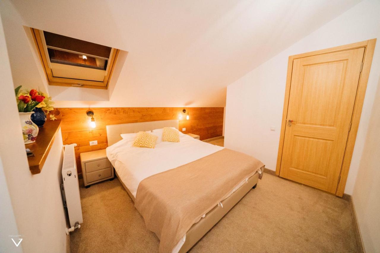 Casa Carmen Hotel Дорна Арини Екстериор снимка