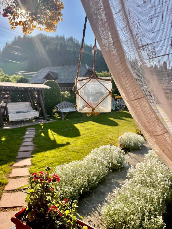 Casa Carmen Hotel Дорна Арини Екстериор снимка
